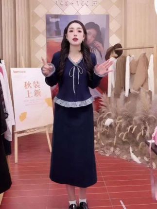 IEF/爱依服【微胖】大码女装秋季新款法式温柔风显瘦上下套裙#爱依服#大码女装 #微胖女生 #小个子穿搭 #套裙