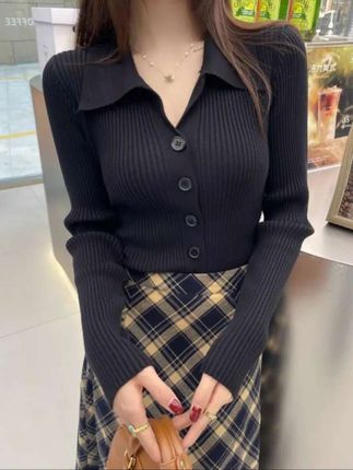 #女装穿搭 #早秋穿搭#针织衫#开衫#翻领开衫