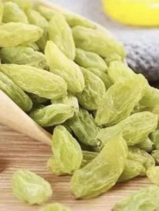 正宗新疆吐鲁番葡萄干包邮2025新货饱满无核软糯香甜休闲零食精选#葡萄干 #零食#零食推荐 #零食分享 #休闲零食