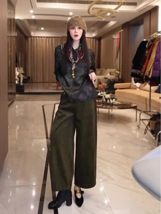 香云纱衬衫上衣来啦,高级减龄、优雅气质,喜欢的姐妹不要错过啦#高级感穿搭 #减龄气质 #新中式穿搭 #早秋穿搭 #早秋搭配