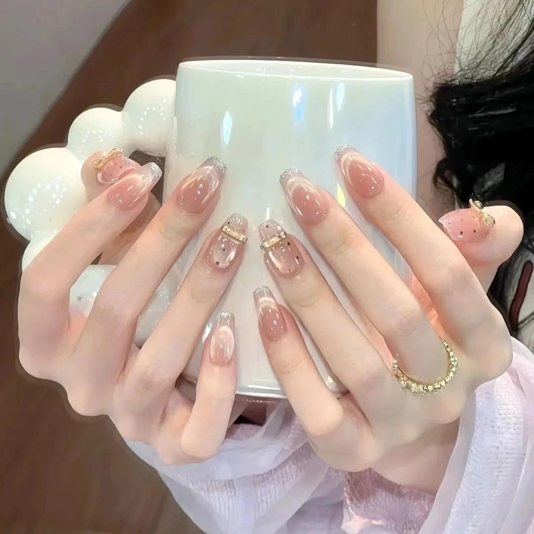 #DJ摇 #每日分享 #美甲💅 #上热门🔥 𝓈𝒽𝒶𝓇ℯ美甲|高级法式美甲🥂