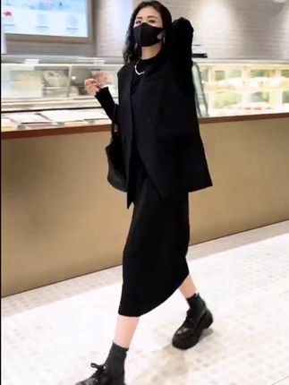 #秋季连衣裙#马甲#秋季穿搭 #韩系穿搭 #早秋高智感职场穿搭