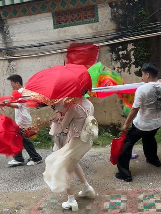 普宁南径龙门标旗过来麒麟南陂王厝出游,遇上台风天,风雨无阻,继续前行,这就是潮汕人#原创视频 #传统民俗文化 #支持原创 #风雨无阻