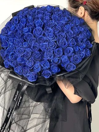 #花束 #鲜花花束 #蓝色妖姬 #仪式感满满 #送女友的礼物 @DOU+小助手