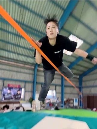 #空中后空翻
