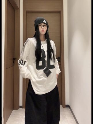 YWBY宽松设计感卫衣女早秋季新款美式复古圆领长袖百搭新款上衣 #上衣 #长袖上衣 #卫衣 #宽松卫衣 #女装