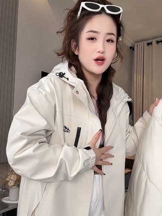 #牧荒者 #冲锋衣三合一 #男女同款冲锋衣 #男女同款 #便宜又保暖