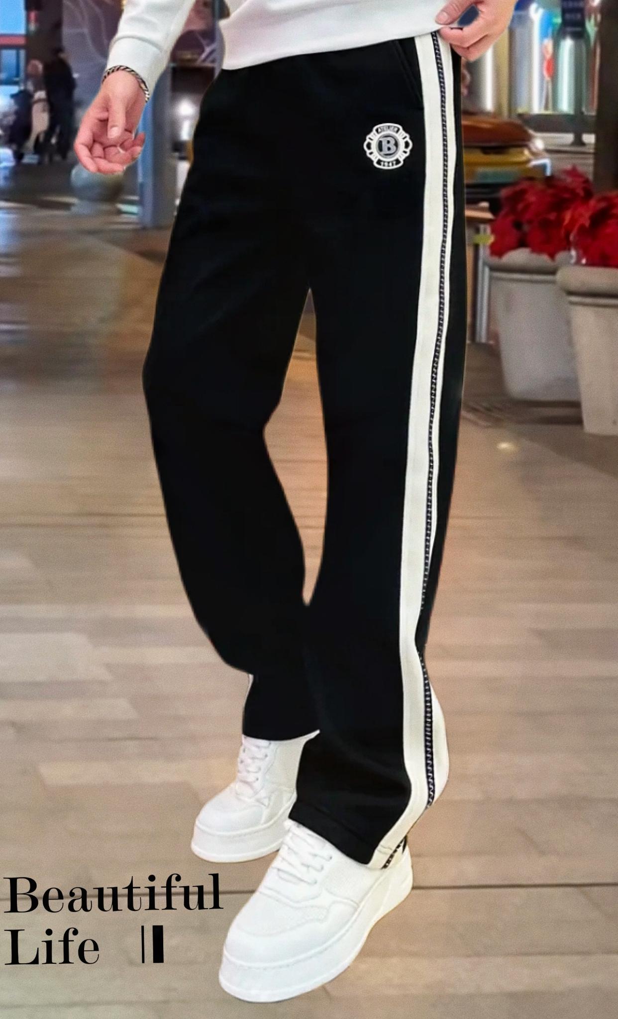 春季新款男士时尚裤👖 春天已经来临,是时候更新衣橱啦!🌼  今天给大家安利一款2025春季新款轻奢休闲裤。这款裤子不仅百搭,而且还能显瘦显腿长,绝对是春季必备单品!😍  面料柔软舒适,版型设计得超级好看,不管是日常穿搭还是休闲出行,都能让你轻松成为焦点。🌟  适用范围广泛,适合各种体型的男性朋友,让你无论在哪个场合都能自信满满。💪  快来试试吧,让你的春日时尚指数飙升!🌸 #优衣库休闲裤 #优衣库聪明裤 #黄景瑜大包裤子 #erl法工裤 #九牧王男裤
