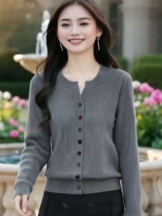 秋冬毛针织开衫女,时尚气质薄款V领简约上衣毛衣女#时尚女装 #时尚穿搭 #洋气减龄 #优雅气质 #穿出自己的风格