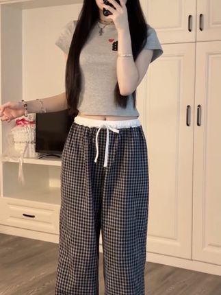 #今日穿搭 #随性穿搭 #穿出你的时尚你的感觉 #穿搭是为了取悦自己 #辣妹穿搭