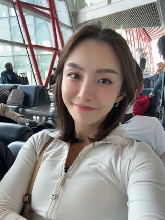 迈开脚步时,总有途韧相伴! 4点起床,5点半直播训练,直播~工作,奔机场出差,到现在下午1点,我的一天已经过去了9个小时了,好状态自己给自己!双11囤货第二波,错过第一波福利的家人们,途韧优惠还在等你!#高能量的一天 #你的坚持终将美好