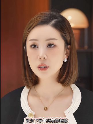 铜合金合成锆石耳饰 小众设计感独特超闪气质轻奢新款耳钉女2025 #饰品分享 #饰品控 #耳环 #耳环控 #耳钉