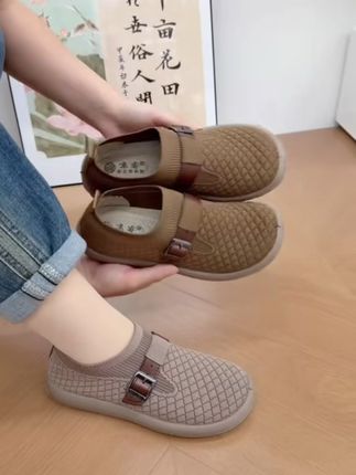 新款飞织透气休闲博肯女鞋老北京布鞋轻便舒适一脚蹬妈妈鞋软底鞋 #抖音小助手#大数据推荐给有需要的人 #时尚穿搭 #鞋控日常