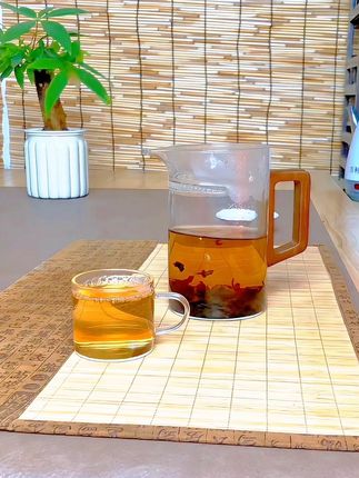 #茶漏一体公道杯 #公道杯#分茶器 #绿茶杯#玻璃茶具