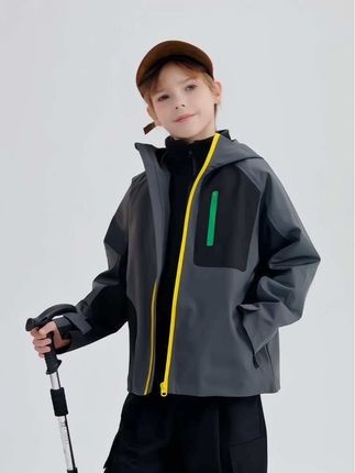 #品牌童装 高品质户外儿童冲锋上衣秋冬新款男童三合一中大童外套2025新潮#冲锋衣 #三合一冲锋衣 #棉服外套#男童穿搭