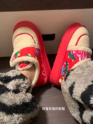 好喜欢我的新鞋#东北大花鞋 #土到极致就是潮