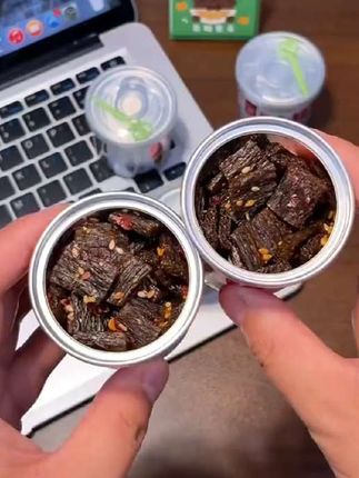 双娇湖南长沙正宗小罐君臭干子麻辣爆汁网红爆款辣条臭干子辣条
