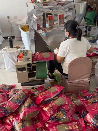 渔猎双面手,手窝一体,无需任何添加剂,加水即可使用 #黑坑 #黑坑钓鱼 #黑坑盘老板 #爆护饵料 #抖音钓鱼人