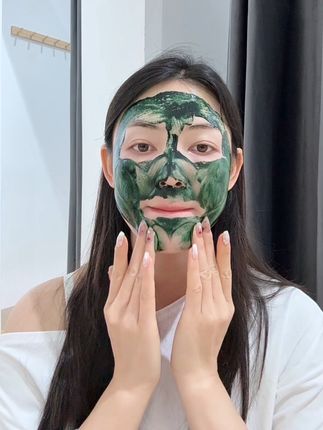 最近皮肤比较差的姐妹可以来试一试 #海绵微晶#小绿膜#问题性皮肤管理#轻松拥有好皮肤#小绿膜的功效
