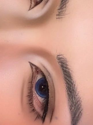 美丽的眼猪猪分享~ #美瞳分享 #眼睛 #美瞳推荐 #美瞳试色 #眼妆