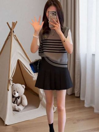 假两件圆领拼接针织衫➕百褶裙套装#夏季穿搭 #显瘦穿搭 #小个子显高显瘦穿搭 #穿搭 #套装