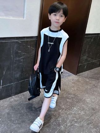 男童夏季运动套装无袖背心两件套2025新款儿童夏装痞帅篮球服童装#今日分享 #高品质童装 #夏季穿搭 #潮童必备 #谁穿谁好看系列