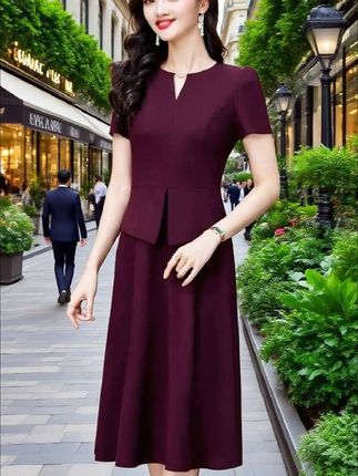 高级感妈妈款假两件酒红色连衣裙新品2025夏季短袖气质修身显瘦裙子#面料柔软舒适透气#优雅气质 #高端大气 #时尚洋气 #穿出女人味