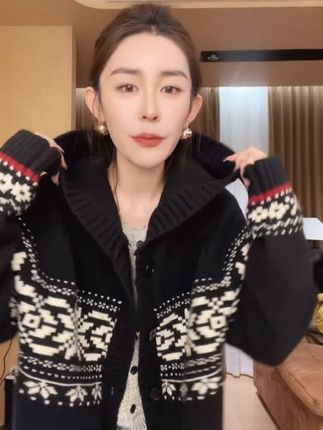 #高级感穿搭 #谁穿谁好看 #外套 #穿出自己的风格