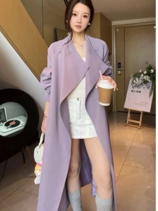 极简老钱风宽松时尚百搭2025春季垂感翻领风衣女款大衣长款外套#今日穿搭 #女装 #高级感穿搭 #好身材好气质 #风衣外套中长款