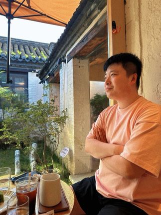 老曾现在干的越来越佛系了,不殷勤,不蹭热度,不搞共情。我开烤肉店的,我就只聊肉,只谈产品,只讲体验,只服务精准客人,才是对您最大的尊重!#创业日记 #心动榜 #心动榜餐厅 @圆桶屋烤肉大排档