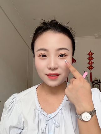 自己就可以睁眼贴的假睫毛,免胶的#女神必备 #睫毛 #假睫毛 #太好看了