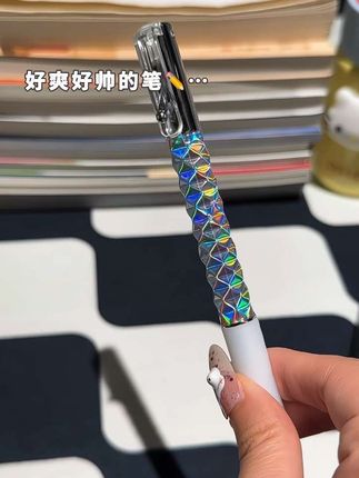 好爽好帅的笔 怪盗基德休想惦记#笔 #中性笔 #几何变形笔 #学生党必备 #有趣