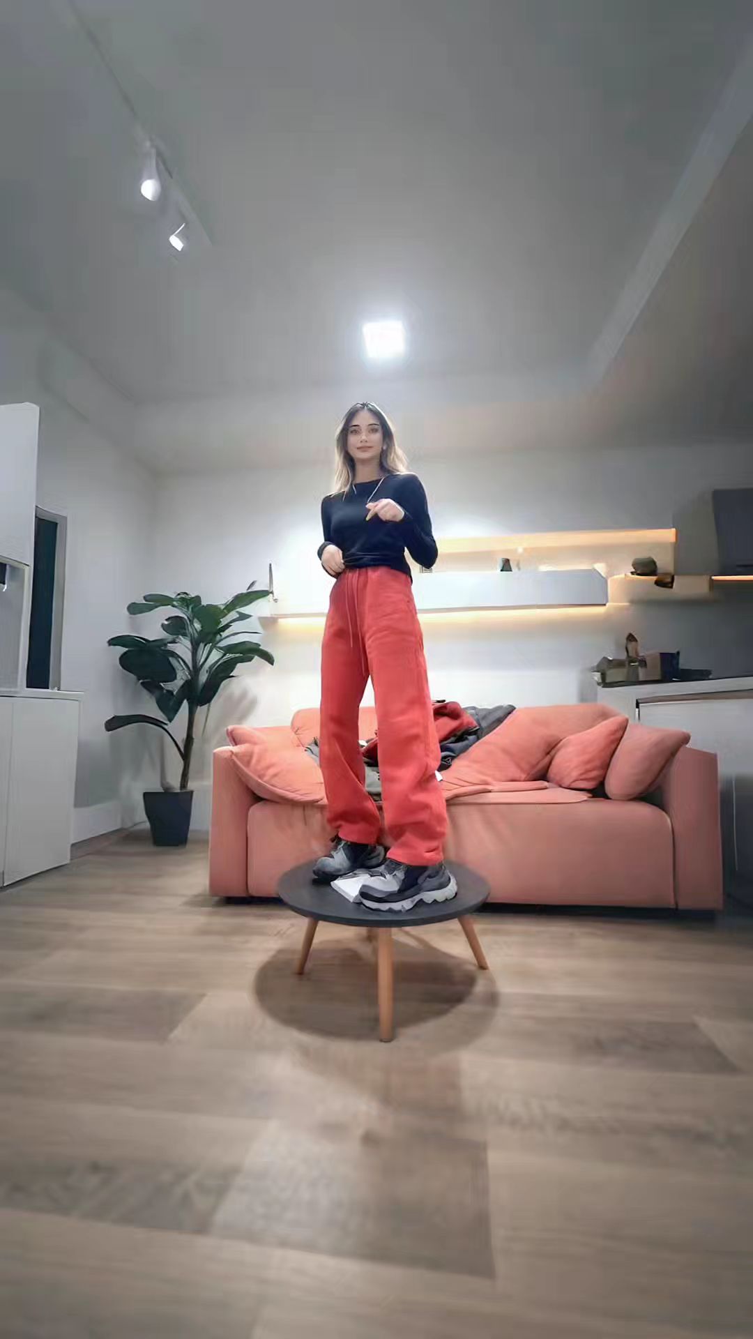 #秋冬新款 #弯刀裤 #显瘦穿搭 #大码女装 #谁穿谁好看