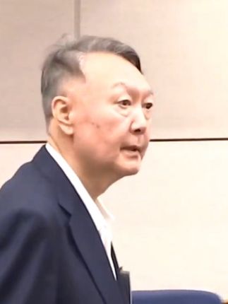 【尹桑出庭 不禁让人唏嘘】 “尹桑恳求能够给自己换个房间 他说现在的房间真的无法生存” #宣传正能量 #尹锡悦 #大统领 #李在明 #韩国