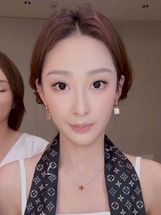 大家都在问的老花耳环,我放这咯!#谁会拒绝这么好看的耳饰呢 #度假出片耳饰 #百搭饰品分享 #美出高级感 #小众设计感