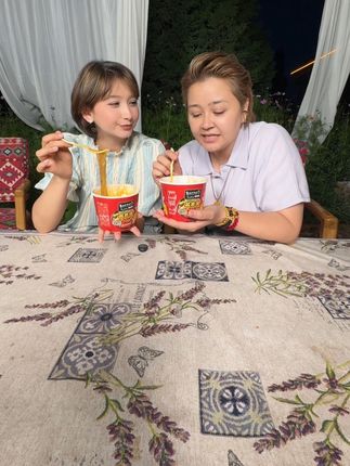 #拜尔娜#酸辣粉,barna酸辣粉真的太好吃了. 到手8桶快下单吧