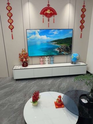 搬新家是一件很开心的事,仪式感不能少,给背景墙挂上这套喜庆的拉花,满满的氛围感,红红火火的喜庆又好看#乔迁之喜大吉大利 #温馨小家 #乔迁用品