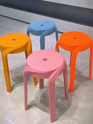 真是没想到啊,这么好看的凳子,这么结实,承重力这么好,价格居然这么便宜。#凳子 #旋风凳