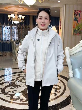 品质贼好的两穿冲锋衣!这个价格库存真不多!趁划算赶紧安排上!#冲锋衣 #男女同款 #防风防水冲锋衣 #保暖又好看 #三合一冲锋衣