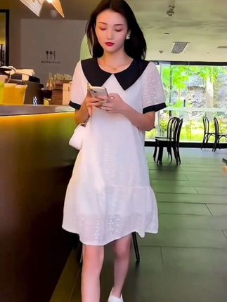 #时尚气质穿搭 #时尚减龄穿搭 #夏季穿搭 #气质连衣裙 #时尚穿搭女装