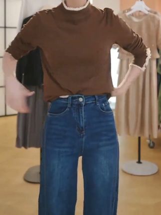 Z8151德绒花边领打底秋冬新款宽松显瘦女洋气百搭针织衫 #谁穿谁好看系列 #高级感穿搭 #洋气减龄 #早秋穿搭 #显年轻穿搭