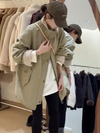 #今日穿搭 #外套穿搭 #街拍小姐姐穿搭秀