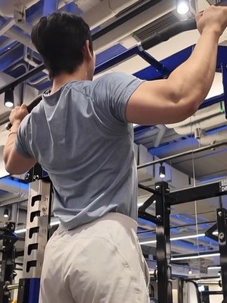 如果只练力量的身材会是什么样子 #健身 #肌肉 #撸铁