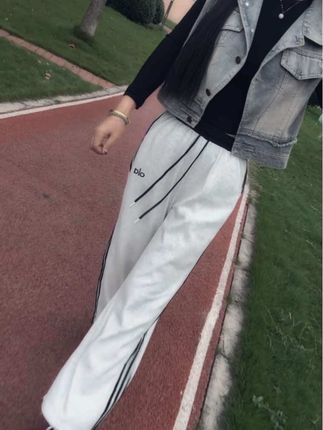 #牛仔马甲#水洗#毛边#卫裤#小白鞋