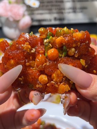 香香脆脆的五谷杂粮辣条你吃过吗?香酥脆,吃了还想吃!#无辣不欢的吃货 #解馋 #美食