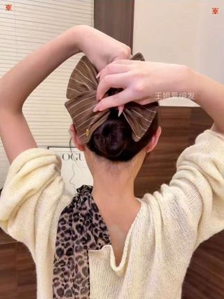 一眼心动的气质百搭发型#三角抓夹#发型教程 #头饰发饰 #抓夹用法 #优雅气质 #美出新高度