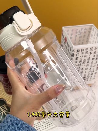 刷到还有货赶紧拍#吕小哥 #人手一杯吕小哥