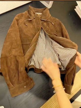 咖色麂皮绒短外套女2025新款早秋冷淡系韩系独特穿搭复古夹克上衣#高级感穿搭 #潮牌穿搭 #抖音推广 #外套穿搭 #韩系穿搭