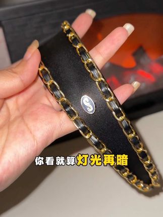 好的#发箍 就应该是头大脸大的人,戴着都好看#发箍这样戴好美 #头饰发饰 #链条发箍 #小香风