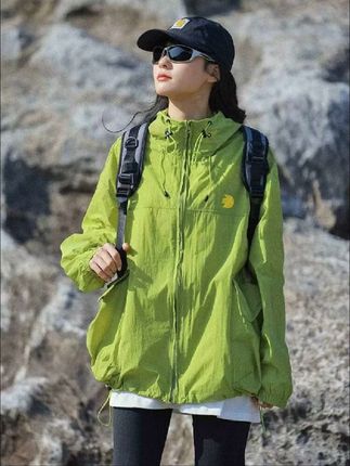 #防晒衣 #休闲百搭 #轻薄透气 #户外穿搭 #防晒衣穿搭